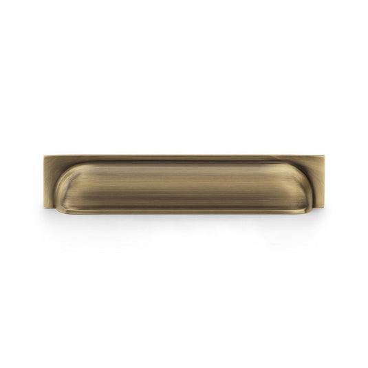 Alexander and Wilks Quantock Cup Pull Handle