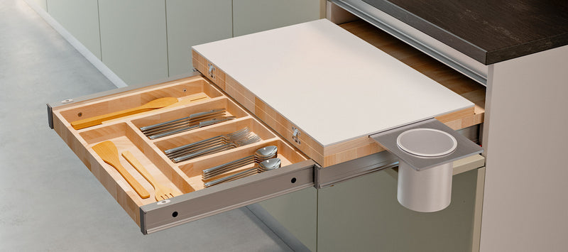 Load image into Gallery viewer, Salice Atim Cook in a kitchen
